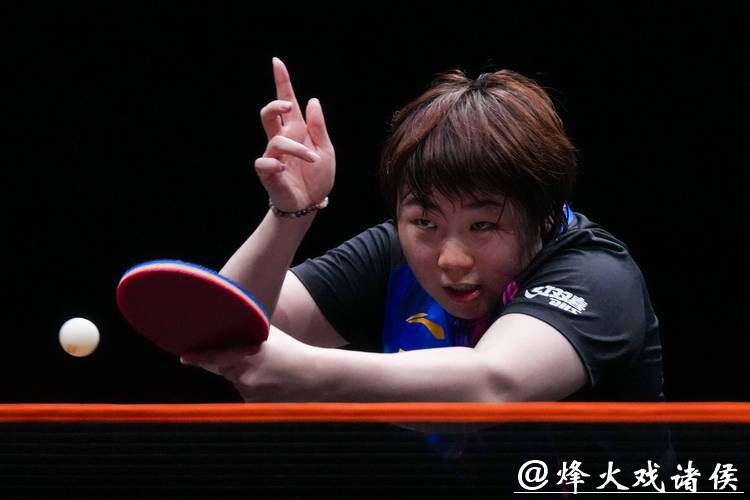 WTT总决赛 蒯曼4-0横扫强势晋级女单八强