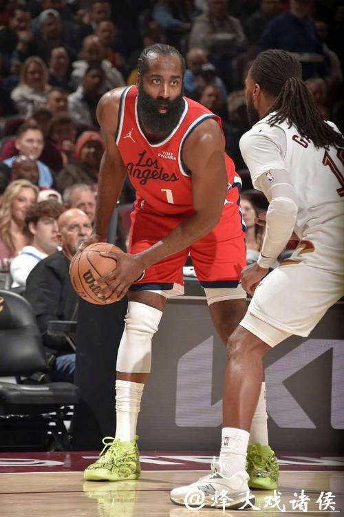 火箭迎战快船:哈登与祖巴茨离队后快船实力受损 火箭迎战快船:哈登与祖巴茨离队后快船实力受损